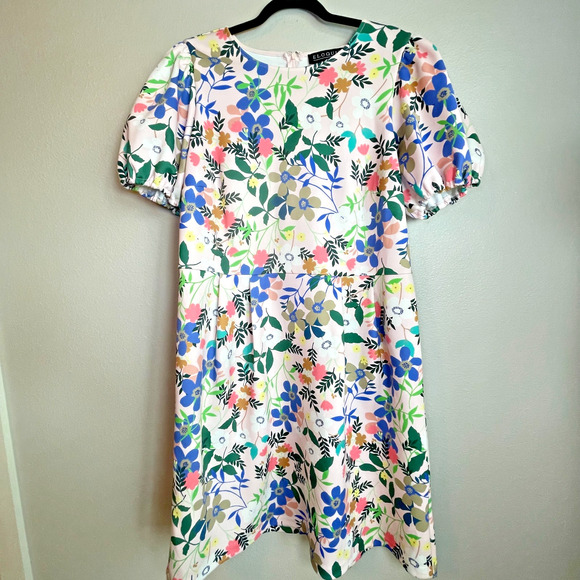 Eloquii Dress Size 16 Floral Fit and Flare Puff Sleeves Knee Length Avant Garde - Picture 1 of 10
